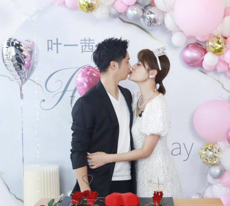 为什么脚气会脱皮？游戏画面